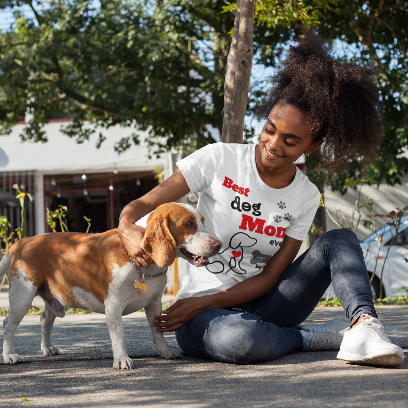 Best Dog Mom Organic Cotton T-shirt. Personalize it with dog's name. 